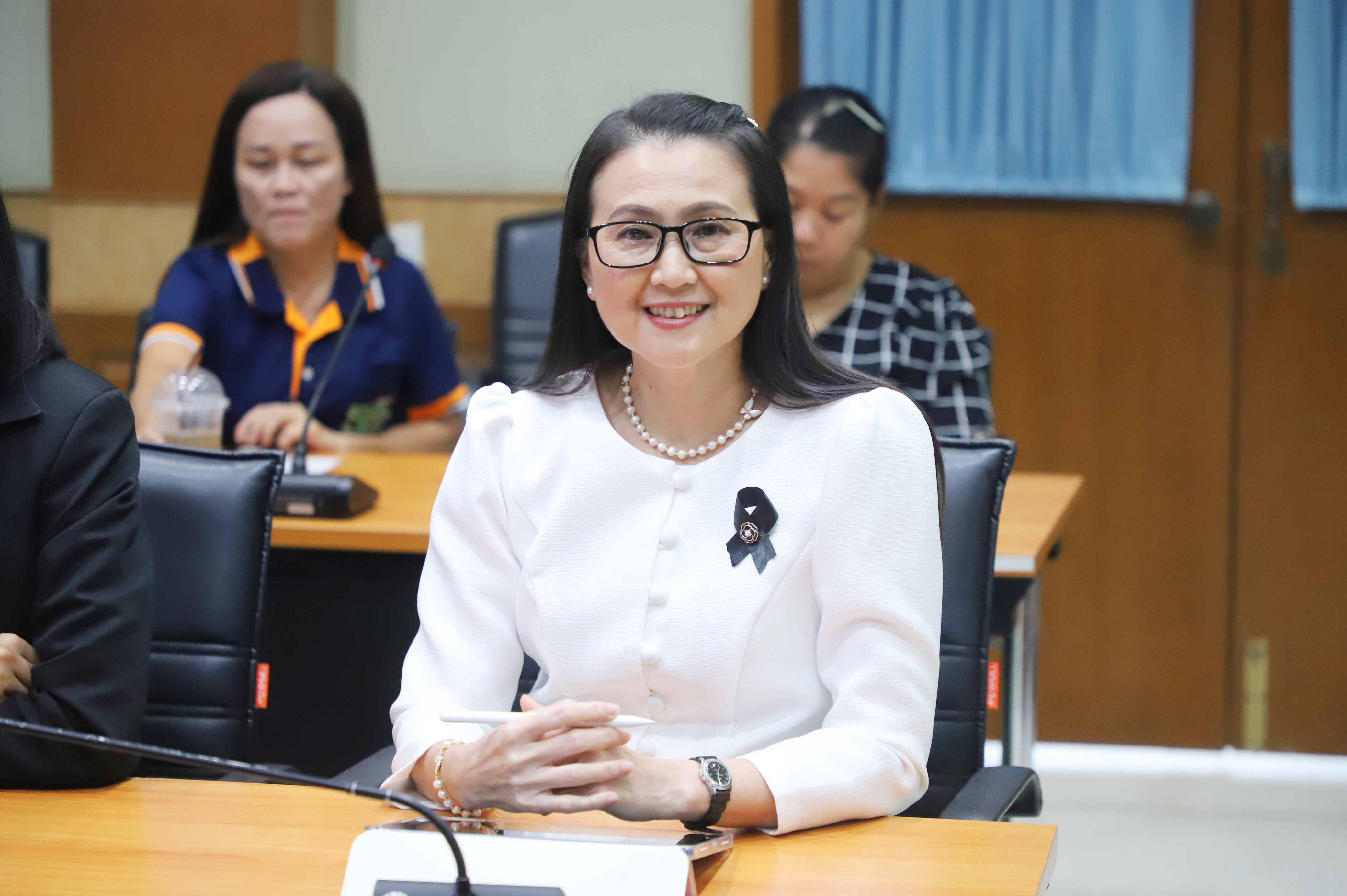 title - สำนักบริหารกองทุน (สบท.)  จัดการประชุมภายใน เพื่อติดตามเร่งรัดการดำเนินงานตามกรอบหน้าที่และตัวชี้วัด